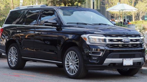 20 Cars That Are Impossible To Park