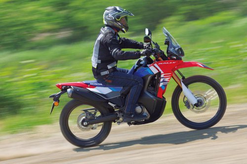 【レビュー】ホンダ新型「CRF250ラリー」インプレ（2025年）ダカールマシンのDNAを感じさせる長距離ツアラー