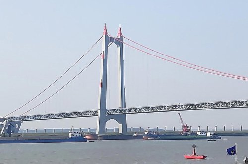 The world’s longest suspension bridges