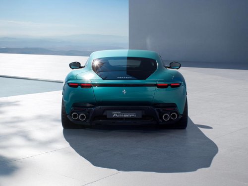2026 Ferrari Amalfi is a Twin-Turbo V8 with Real Buttons!