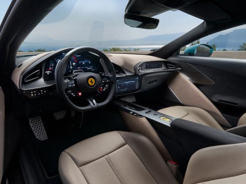 2026 Ferrari Amalfi is a Twin-Turbo V8 with Real Buttons!