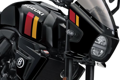 スズキ新型「GSX-8T＆8TT」公開 伝説のデザインを最新技術で再現