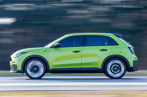 Revisión del Abarth 600e: Por qué es el coche más capaz de Abarth hasta la fecha