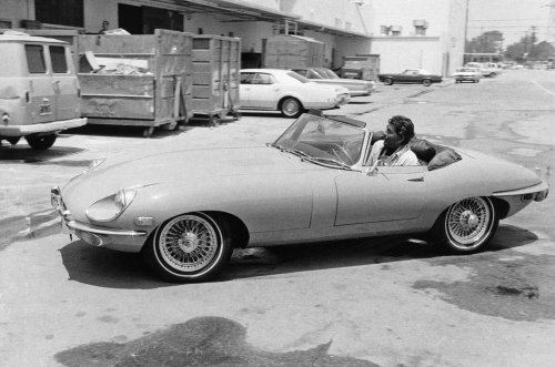 Estrellas con clase y sus coches clásicos