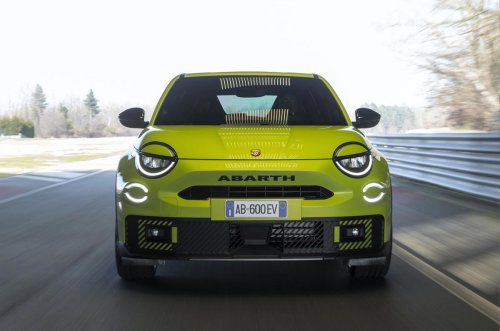 Revisión del Abarth 600e: Por qué es el coche más capaz de Abarth hasta la fecha