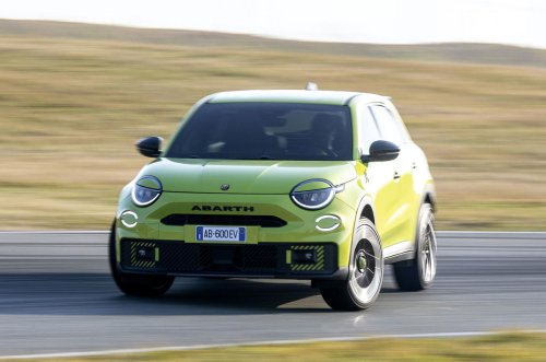 Revisión del Abarth 600e: Por qué es el coche más capaz de Abarth hasta la fecha