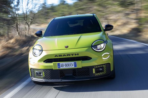 Revisión del Abarth 600e: Por qué es el coche más capaz de Abarth hasta la fecha