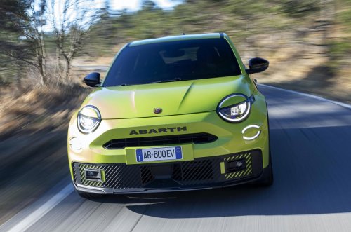 Revisión del Abarth 600e: Por qué es el coche más capaz de Abarth hasta la fecha