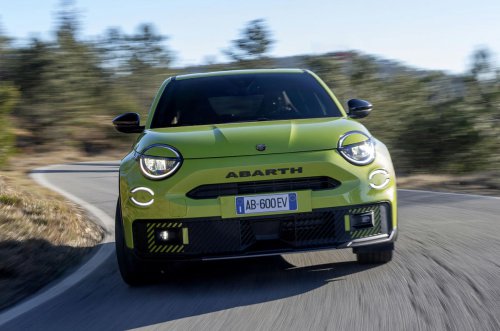 Revisión del Abarth 600e: Por qué es el coche más capaz de Abarth hasta la fecha