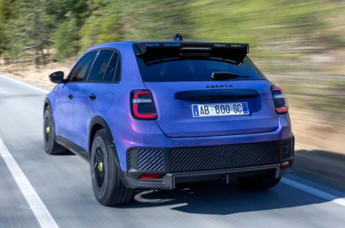 Revisión del Abarth 600e: Por qué es el coche más capaz de Abarth hasta la fecha