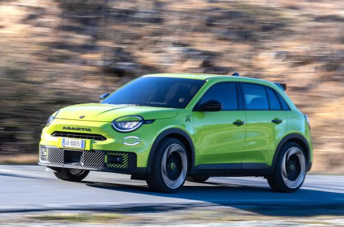 Revisión del Abarth 600e: Por qué es el coche más capaz de Abarth hasta la fecha