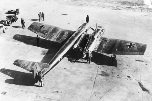 9 Very Bizarre Airplanes from World War 2