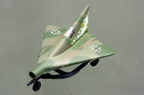 9 Very Bizarre Airplanes from World War 2