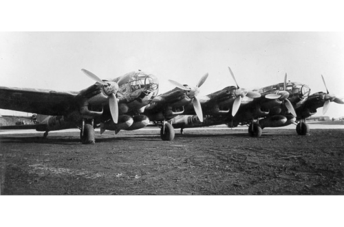 9 Very Bizarre Airplanes from World War 2