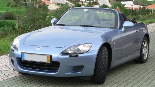 20 Manual Transmission Cars Only Enthusiasts Can Appreciate