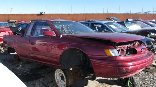 2005 Honda El Civicamino Is Junkyard Treasure—Thank You Sawzall!