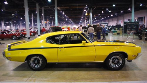 Best manual transmission muscle cars ever built