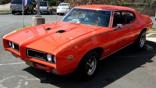 Best manual transmission muscle cars ever built