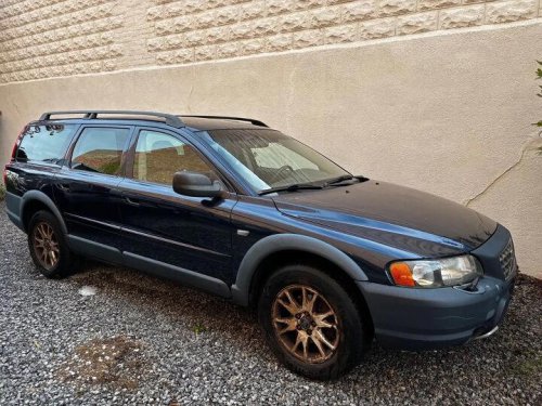 2004 Volvo XC70 For Sale