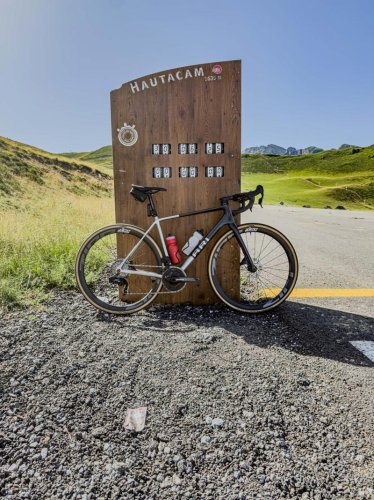 The 2025 Tour de France Made It Official—Aero Is King, Weight Is History