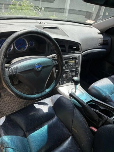 2005 Volvo V70 For Sale
