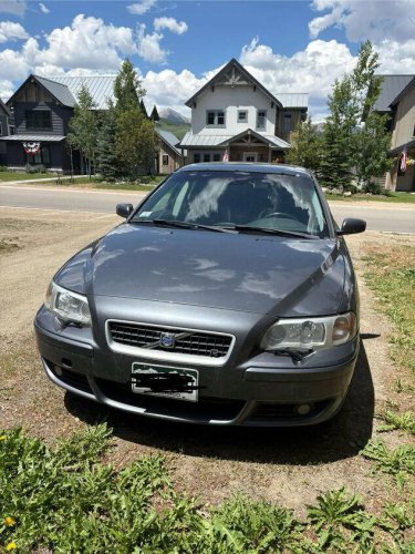 2005 Volvo V70 For Sale