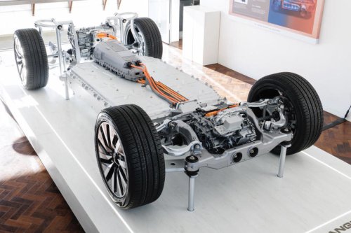 How Range Rover plans to navigate the luxury EV transition