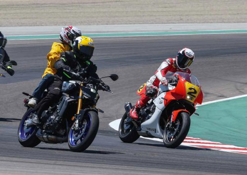 【速報！】ウェイン・レイニーが特別仕様のヤマハ「XSR900 GP」でラグナ・セカを34年ぶりに走行！