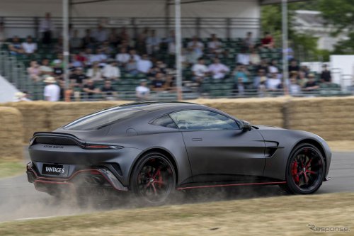 アストンマーティンの新型『ヴァンテージS』がSNSで話題に、「これで攻めたら絶対楽しい」「乗れる男になりたい」など期待の声