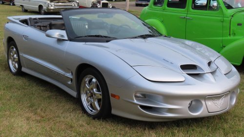 10 muscle cars across generations that defined American performance