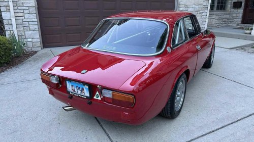 8 1970s classic cars to buy before 2027