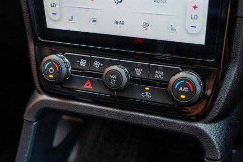 2025 Ford Everest Sport V6 review