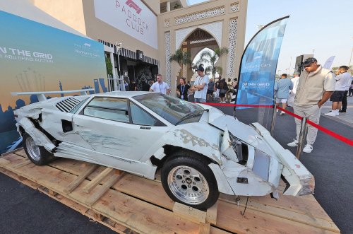 Coches de estrellas de la pantalla: ¿Cuáles eran reales y cuáles falsos?