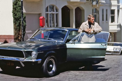 Coches de estrellas de la pantalla: ¿Cuáles eran reales y cuáles falsos?