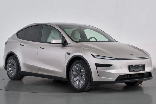 Tesla, Tesla Model Y, 2026 Tesla Model YL teased as long-wheelbase, six-seat Model Y