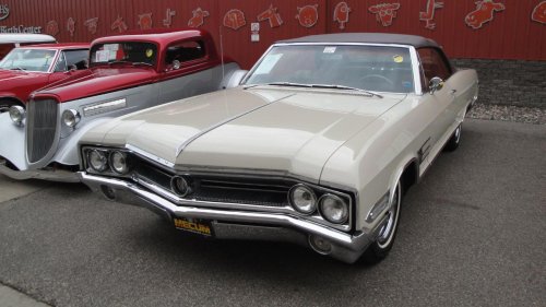Buick built a Wildcat that reached 60 mph in about 7 seconds in the mid-’60s