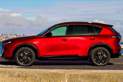 マツダ「CX-5」が10年ぶりに本気出した！「電動×上質」でSUV戦線に再び殴り込み