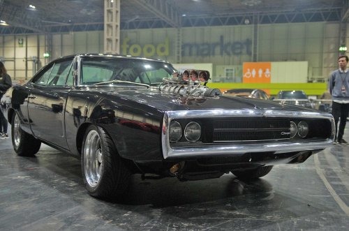 Coches de estrellas de la pantalla: ¿Cuáles eran reales y cuáles falsos?