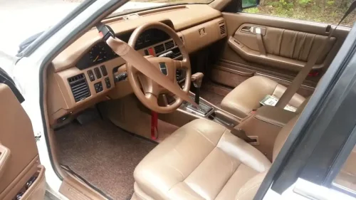 10 Car Features That Disappeared and No One Misses