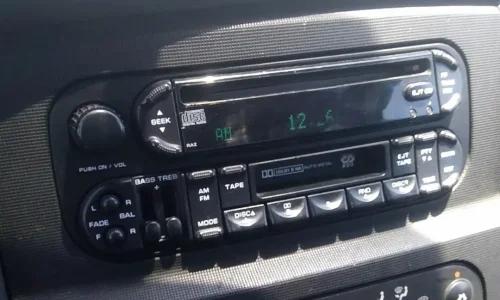 10 Car Features That Disappeared and No One Misses
