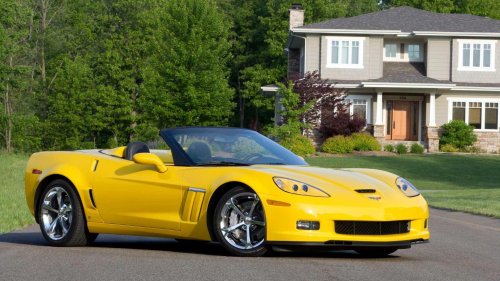Bystanders catch the rumored 2027 Corvette Grand Sport on video