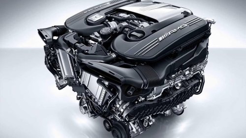 Mercedes-Benz, Mercedes-Benz S-Class, Mercedes-Benz S-Class: The last V8 sedan standing