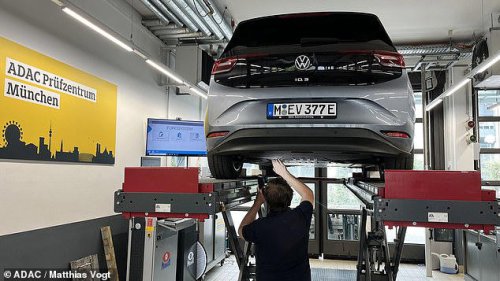 How much battery range has this electric VW lost after 107,000 miles in four years?