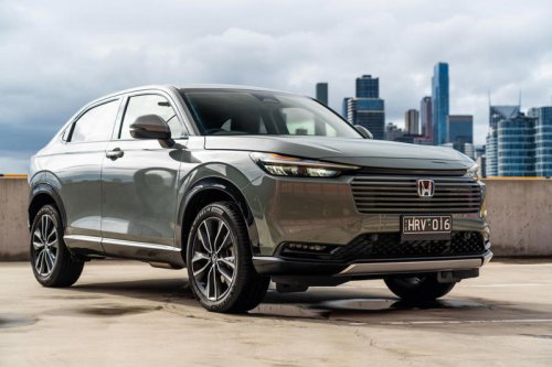 2025 Honda HR-V e:HEV L vs Subaru Crosstrek Hybrid S: Spec battle