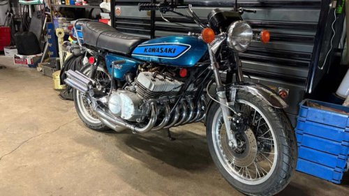 This Is a 7-Cylinder Two-Stroke Kawasaki Motorcycle, And It Can Be Yours