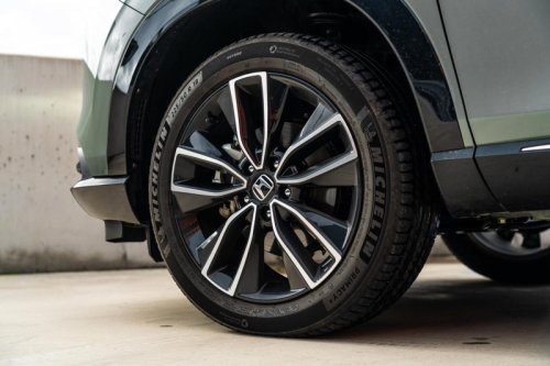 Honda, Honda HR-V, Honda e, Subaru, Subaru Crosstrek, 2025 Honda HR-V e:HEV L vs Subaru Crosstrek Hybrid S: Spec battle