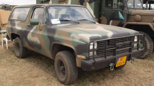10 rare vintage SUVs built tough