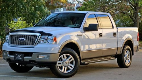 10 vehicles from the early 2000s that keep running