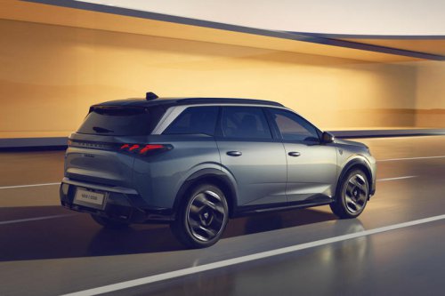 2025 Peugeot 5008 review