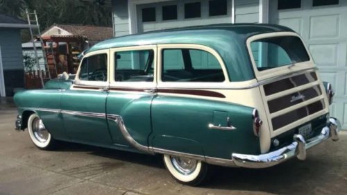 Dominion-era Pontiac Chieftains you’ll love